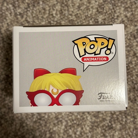 Pop! Animation Sailor Moon Vinyl Figure Sailor V #267 Fall Convention Exclusive - Picture 2 of 2